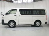 レジアスエース 2.8 DX ロング ディーゼル 4WD 