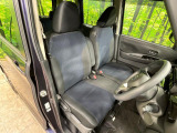 ドライバーによって運転しやすいポジションは異なり、あの車はどうなのか不安なこともありますよね。気になるお車は店頭で乗り込んでご確認いただけます♪