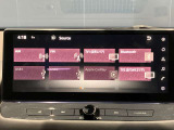 コネクテッドナビゲーションです♪目的地まで案内するナビゲーション機能の他にAPPLE CarPlayも搭載♪フルセグ画質で楽しめるTVやBluetooth 多彩な機能が満載で運転を快適にサポートしてくれます☆