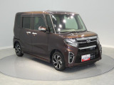 【ナナメ右前】視界が広く車両感覚が掴みやすい設計。運転に不慣れな方にもおすすめです。飽きのこないお洒落なカラー。