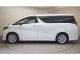 両側パワースライドドア付きだから、狭い駐車スペースなどでの 乗り降りラクラク!小さなお子さまのいるご家庭には嬉しい装備。
