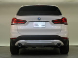 BMWのお車は、走行の安定性とコーナリングの良さを追求し、思い通りにハンドルの操作可能です。試乗車もご用意しておりますので、ぜひ&ldquo;駆け抜ける歓びをご体感ください!