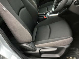 運転席シートリフター!ご自分の好きなシートポジションが取れるので運転が楽しくなりますし疲れにくいです。