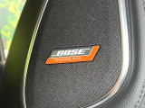 【BOSE】車の音響特性に合わせて開発された、高性能スピーカー。車外の騒音に悩まされることなく、快適に聴こえるように調整され、車内だからこそ楽しめるサウンドを体感できます♪