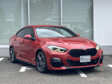BMW Card (Visa)とBMW Diners Cardの2種類をご用意しております。充実のポイントプログラムや多様なサービスの他にカード契約期間中はBMWエマージェンシー・サービスが24時間365日ご利用いただけます。