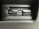 ETC車載器付きです♪高速道路をスイスイと通過!で、キャシュレス!クルマは料金所をノンストップで通過することができます☆