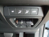 ETC車載器搭載です。スマートICも増えてきており、必須装備といって良い便利装備です。また、ドライブレコーダーも装備しています。万一の事故の際、録画映像が役に立つこともございます。(映像記録用SDカー