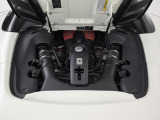 搭載された3.9L・V8ツインターボエンジンは670馬力(カタログ値)を発揮します。