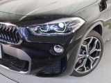 クラックの入りやすい輸入車のヘッドライトへコーティング・クリア施工も承っておりますので、どうぞお気軽にご相談ください!