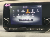 【メーカーナビ】9インチの大画面モニターを搭載し、Apple CarPlayへのワイヤレス接続やAndroid Autoにも対応。