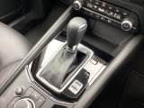 アクセルペダルを踏み込む量や速さに応じて変速パターンをし、人馬一体の運転感覚を発揮してくれる6速オートマ!