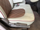 ◆LIBERALAは、輸入車選びの新たなスタイルを提案するインポート・セレクト・ブランドです。オーナー様となる方がクルマから直接感じる感性を第一にした、最良の一台との出会いをコーディネートいたします。