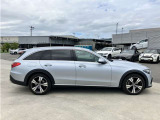 お気軽にお問い合わせください。Tel:075-325-0440 Mobile:070-2313-8676  中古車担当:時女まで