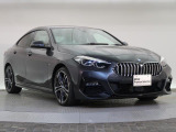一目で伝わるBMW特有のスポーティーなプロポーションは、BMWの走行性能を生み出すのに欠かせない要因の一つです。細部まで拘りぬいたお車をぜひ一度ご覧ください!