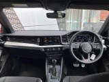 指定工場で車検までご対応可能。6ベイを完備したサービス工場を併設し、快適なAudiライフをサポートします。詳しくは0078-6002-900146中古車スタッフまで