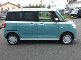 こちらのお車は店頭に展示してありますので、ぜひ実際にご覧ください。ご来店お待ちしております。