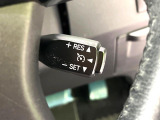 【クルーズコントロール】高速道路もラクラク走行。アクセルを離しても一定速度で走行ができ、長距離運転時の負担を軽減!加速・減速も簡単なスイッチ操作で調整できます。