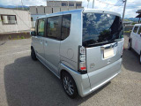 30台近くの展示車両をご用意し、ご来店お待ちしております。在庫は随時入れ替わっていますので、希望の車がない場合もちょくちょくサイトをご確認ください。