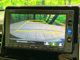 【バックカメラ】駐車時に後方がリアルタイム映像で確認できます。大型商業施設や立体駐車場での駐車時や、夜間のバック時に大活躍!運転スキルに関わらず、今や必須となった装備のひとつです!
