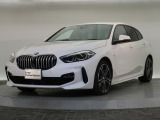 BMWのお車は、走行の安定性とコーナリングの良さを追求し、思い通りにハンドルの操作可能です。試乗車もご用意しておりますので、ぜひ&ldquo;駆け抜ける歓びをご体感ください!
