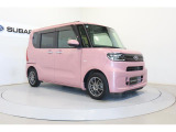 街で映えるブルーミング・ピンクを纏ったシフォンが登場!キレイな色ですよ!