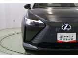 L字型デイタイムランニングランプとAHS機能がついた単眼Bi-BeamLEDヘッドランプユニット。もちろんオートライト、オートハイビームも搭載しているので面倒なヘッドライトの切替えは不要です。