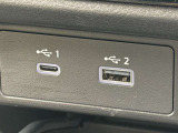 [USBソケット]今や必需品のUSB!!お出かけの際には大活躍間違いなし!!!