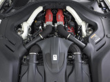 搭載された3.9L・V8ツインターボエンジンは600馬力(カタログ値)を発揮します。
