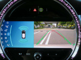 ◆iDriveを装備。操作系統をディスプレイから独立させることで、人間工学に基づいた最適な運転環境を実現しております。◆