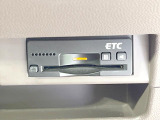 【ETC】高速道路の料金所をストレスなく通過!話題のスポットやサービスエリアに多い「スマートIC」利用時は必須のアイテムです。当店でセットアップを実施、ご納車当日からすぐにご利用いただけます!