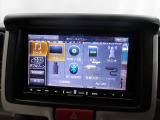 FM/AMラジオ、CD/DVDプレイヤーに加えて、TVチューナーなども付属しております!