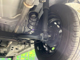 お車を安心してお乗りいただく為には、足回りの定期点検が欠かせません。サービスサポート(有償保証)では無料点検もご提供しており、安心のカーライフをお過ごしいただけるサポート体制が整っています。