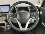 ステアリングスイッチ搭載!ハンドルひとつで手を離さなくても運転中視線をそらさなくても操作が出来て便利です