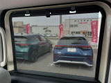 ロールサンシェード。功績を強い日差しから守ります!