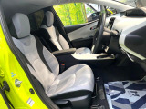 運転席シート廻りは使用感も少なく、良好な状態となっています。丁寧に使われていたことがよくわかりますね。