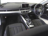 指定工場で車検までご対応可能。6ベイを完備したサービス工場を併設し、快適なAudiライフをサポートします。詳しくは0078-6002-900146中古車スタッフまで