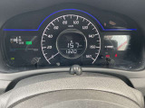 視認性の高いメーターで運転情報を的確に把握できます!