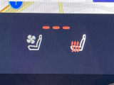 シートヒーター付きなので、冬でもお尻がポッカポカ♪長距離のドライブでも、暖かくクルマに乗れそうですね。