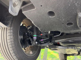お車を安心してお乗りいただく為には、足回りの定期点検が欠かせません。サービスサポート(有償保証)では無料点検もご提供しており、安心のカーライフをお過ごしいただけるサポート体制が整っています。