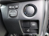 プッシュスタートスマートエントリー、自動ドアの開閉操作は運転席からも可能です