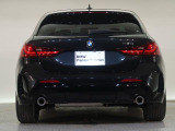 BMWのお車は、走行の安定性とコーナリングの良さを追求し、思い通りにハンドルの操作可能です。試乗車もご用意しておりますので、ぜひ&ldquo;駆け抜ける歓びをご体感ください!