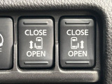 【両側パワースライドドア】スマートキーや運転席のスイッチで後席両側スライドドアの開閉が可能♪電動だから力を入れてドアを開ける必要が無く、小さなお子様でも簡単に開け閉めでき快適です♪