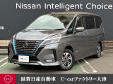 ご家族の方にぴったりな両側オートスライドドアを装備しております。お買い物に両手がふさがってしまう際も自動でドアの開閉が可能なためとても便利です。