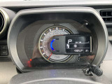 視認性のいい大型スピードメーター