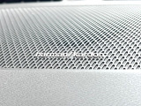 【harman kardon】ハーマンカードンのHi-Fiスペシャリストと共に、モデル別に開発・設計された専用チューニングが臨場感溢れる音響空間を実現しています。