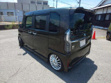 30台近くの展示車両をご用意し、ご来店お待ちしております。在庫は随時入れ替わっていますので、希望の車がない場合もちょくちょくサイトをご確認ください。