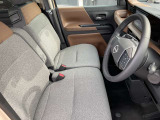 運転席まわりになります。実際に乗って頂き乗り心地をご体験してみてください。