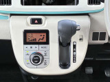 オートエアコンですので温度の調整がダイアルを廻すだけででき楽で便利です。