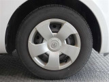 R1年式夏タイヤ175/70R14ブリヂストン製です。