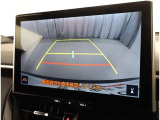 バックガイドモニターで、後方を確認しながら安心して駐車することができます。運転初心者も熟練者も必須の機能ですよ!
